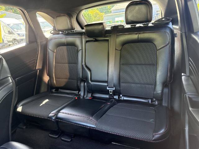 Certified 2025 Ford Escape ST-Line Select AWD/4WD image 21