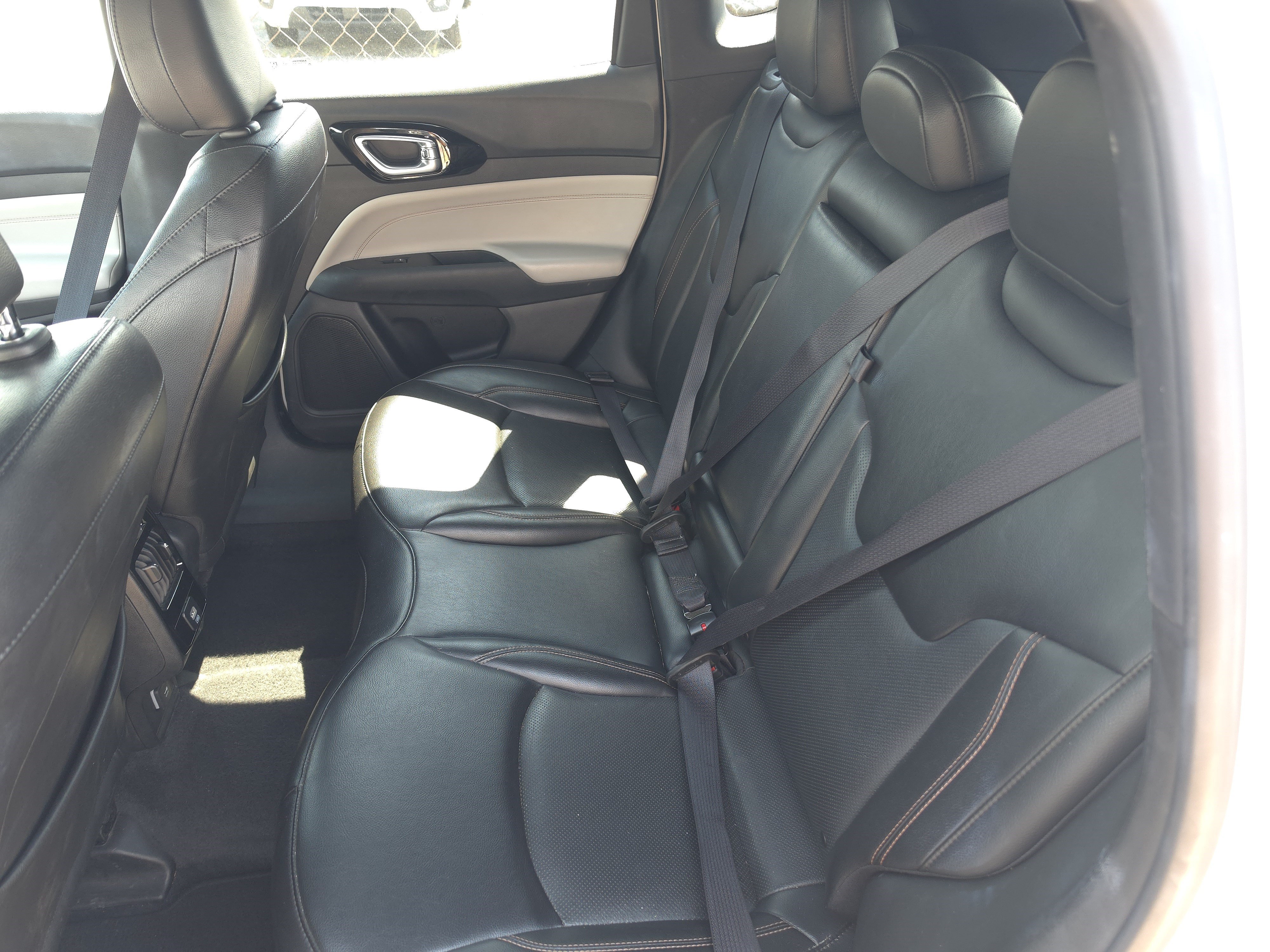 Used 2023 Jeep Compass Limited AWD/4WD image 15