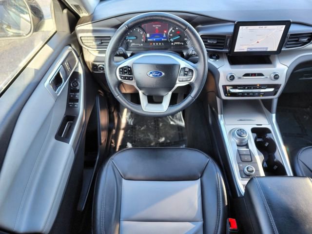 Certified 2023 Ford Explorer XLT w/ Equipment Group 202A image 13