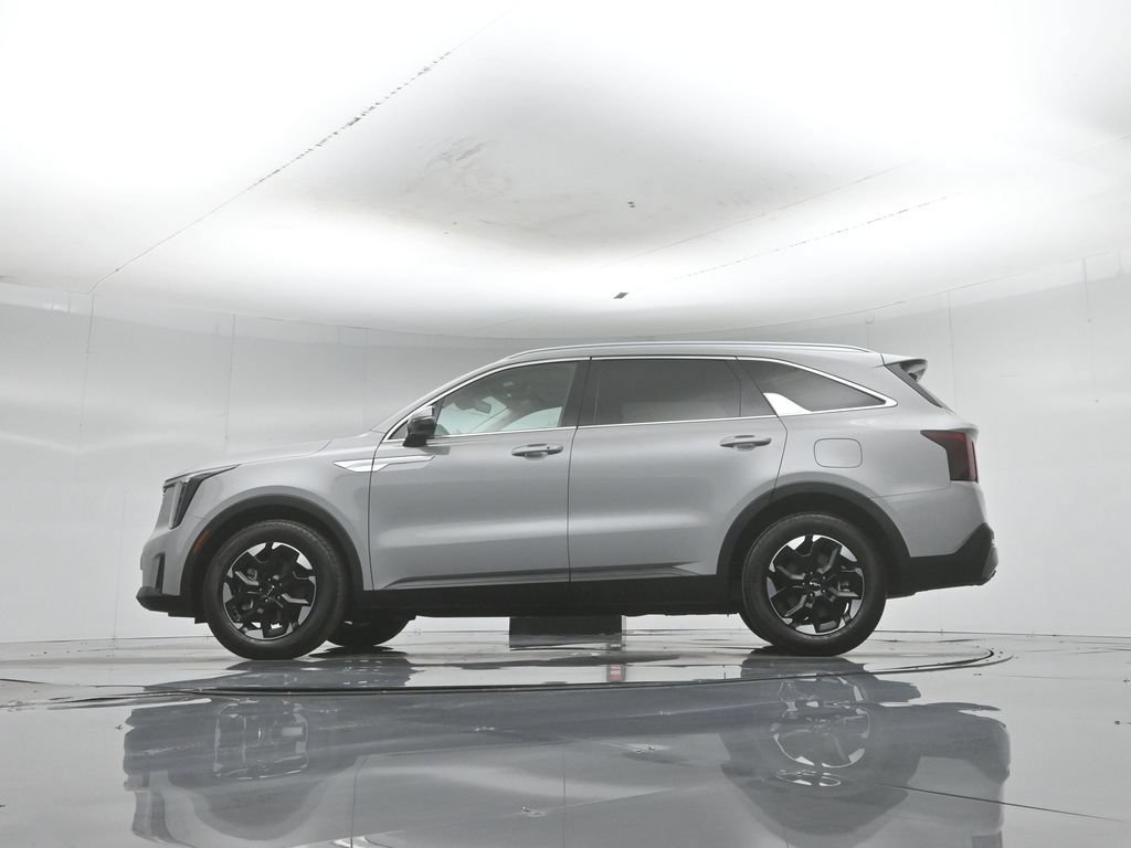 Used 2025 Kia Sorento S w/ Panoramic Sunroof Package FWD image 58