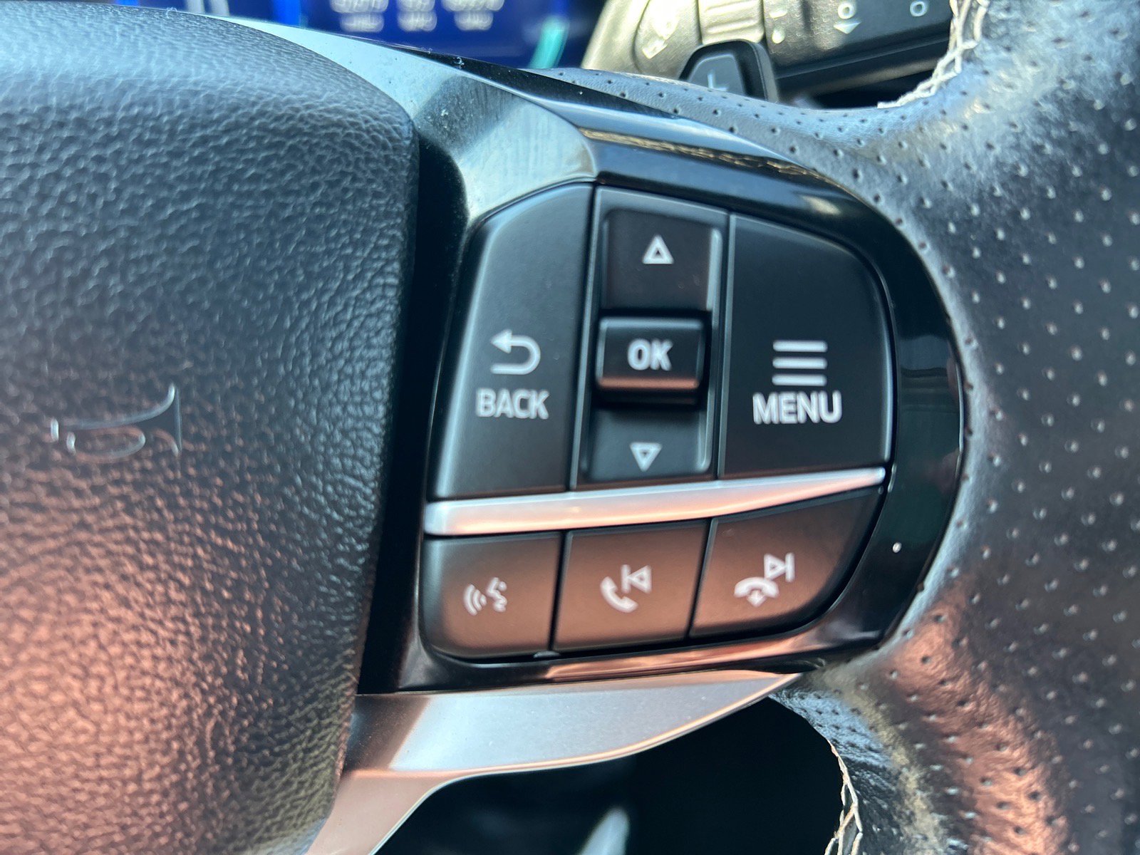 Certified 2022 Ford Explorer ST w/ Equipment Group 401A AWD/4WD image 30