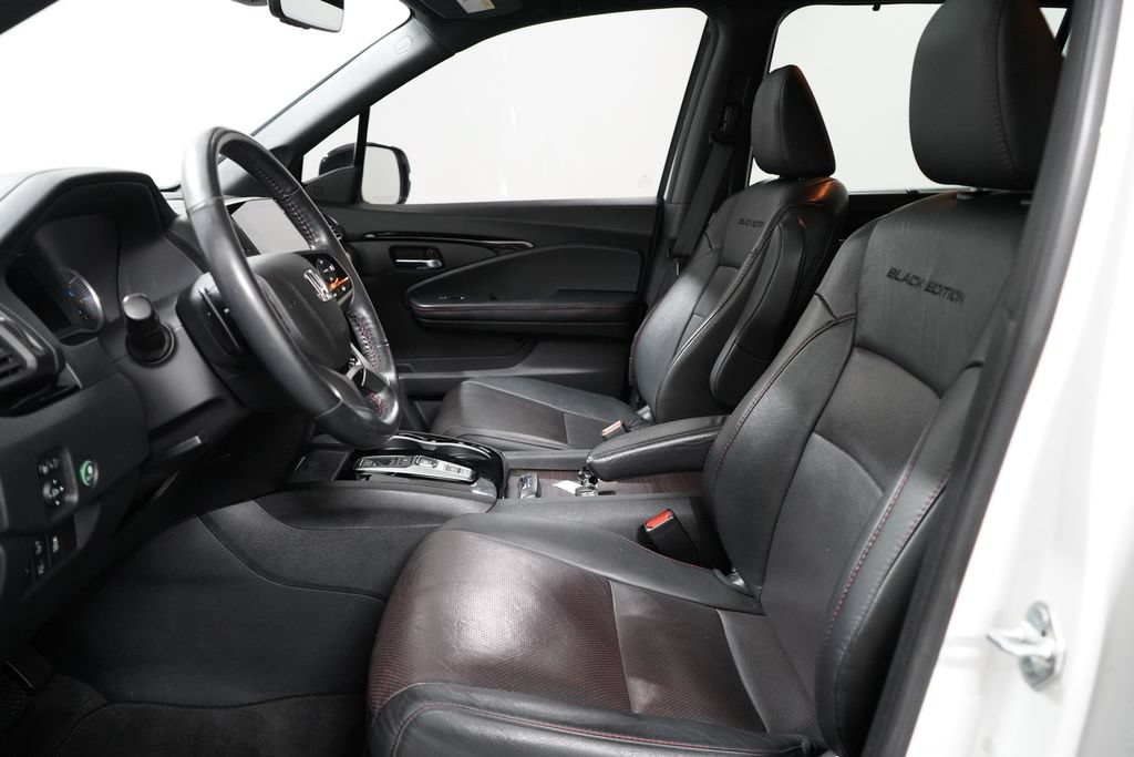 Used 2022 Honda Pilot Black Edition image 13