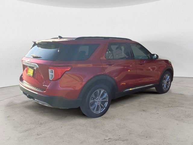 Certified 2022 Ford Explorer XLT w/ Equipment Group 202A AWD/4WD image 5