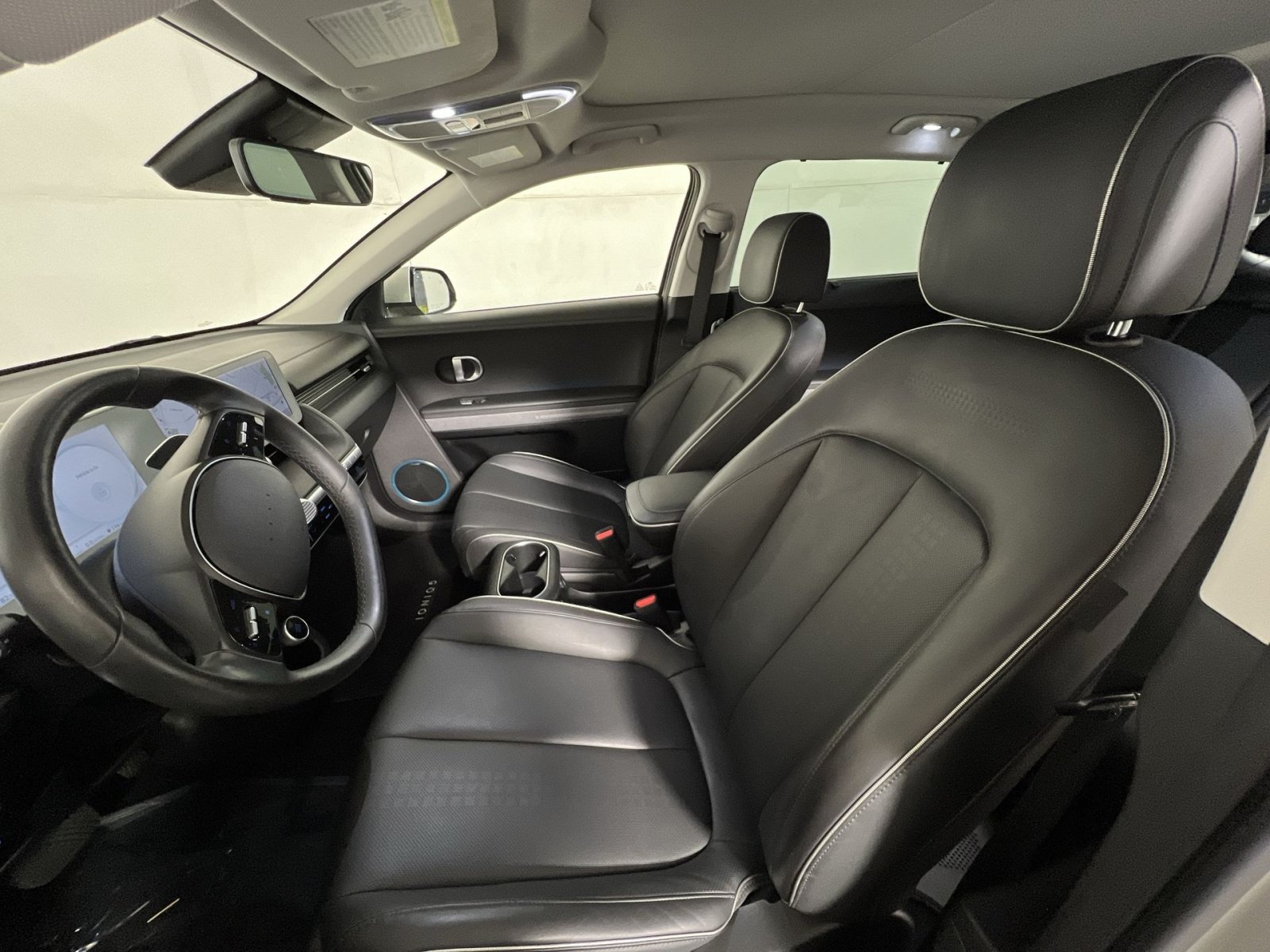 Used 2023 Hyundai Ioniq 5 Limited AWD/4WD image 13