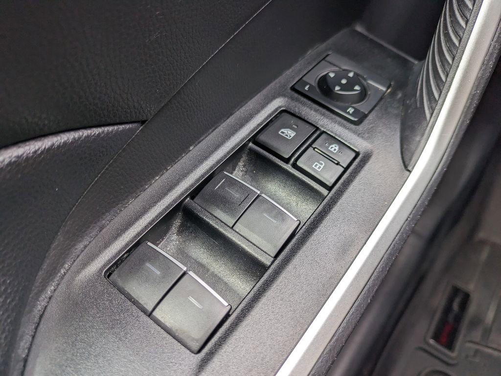 Used 2023 Toyota RAV4 XLE FWD image 22