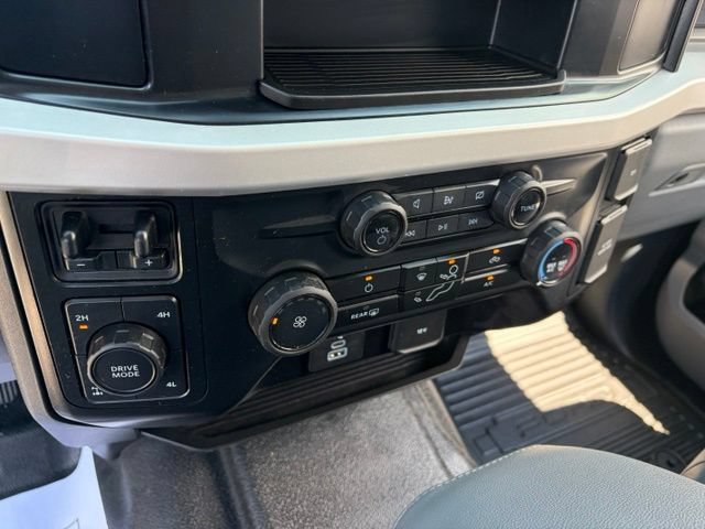 Certified 2024 Ford F250 XL w/ Snow Plow Prep Package AWD/4WD image 23