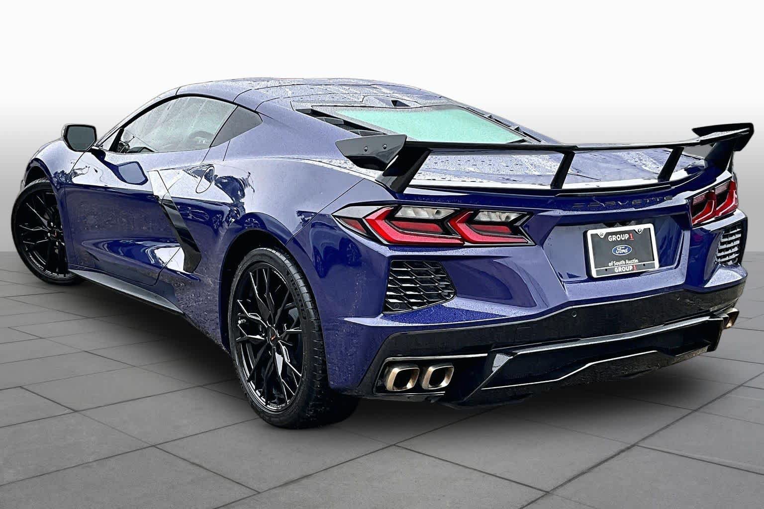 Used 2025 Chevrolet Corvette Stingray Preferred Cpe w/ 2LT RWD image 12