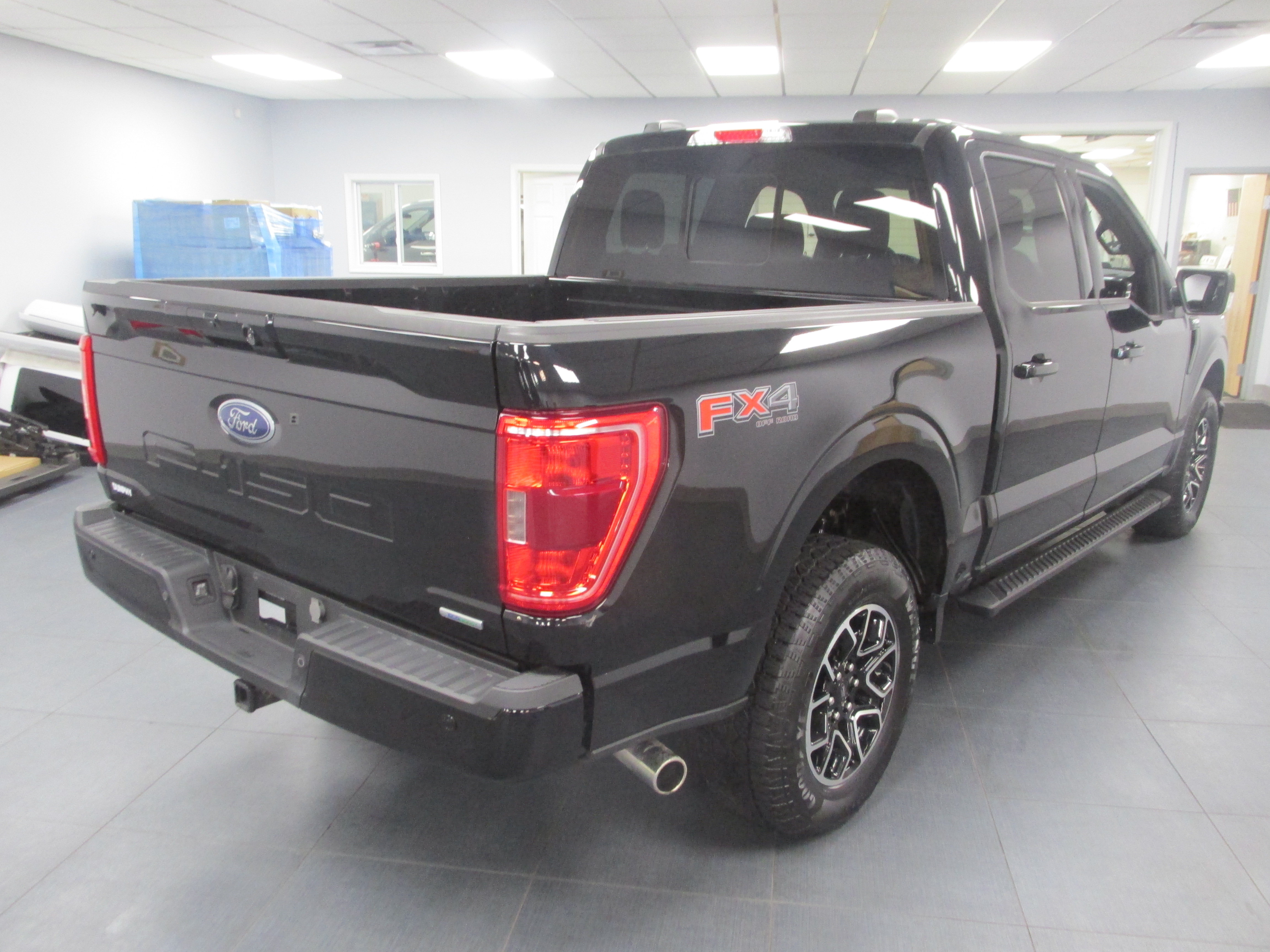 Certified 2023 Ford F150 XLT w/ Equipment Group 302A High AWD/4WD image 5