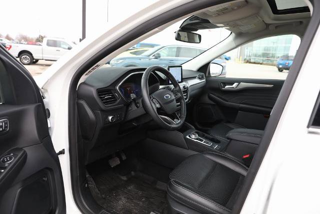 Certified 2021 Ford Escape Titanium w/ Class II Trailer Tow Package image 23