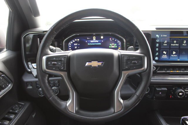 Used 2023 Chevrolet Silverado 1500 LTZ AWD/4WD image 6