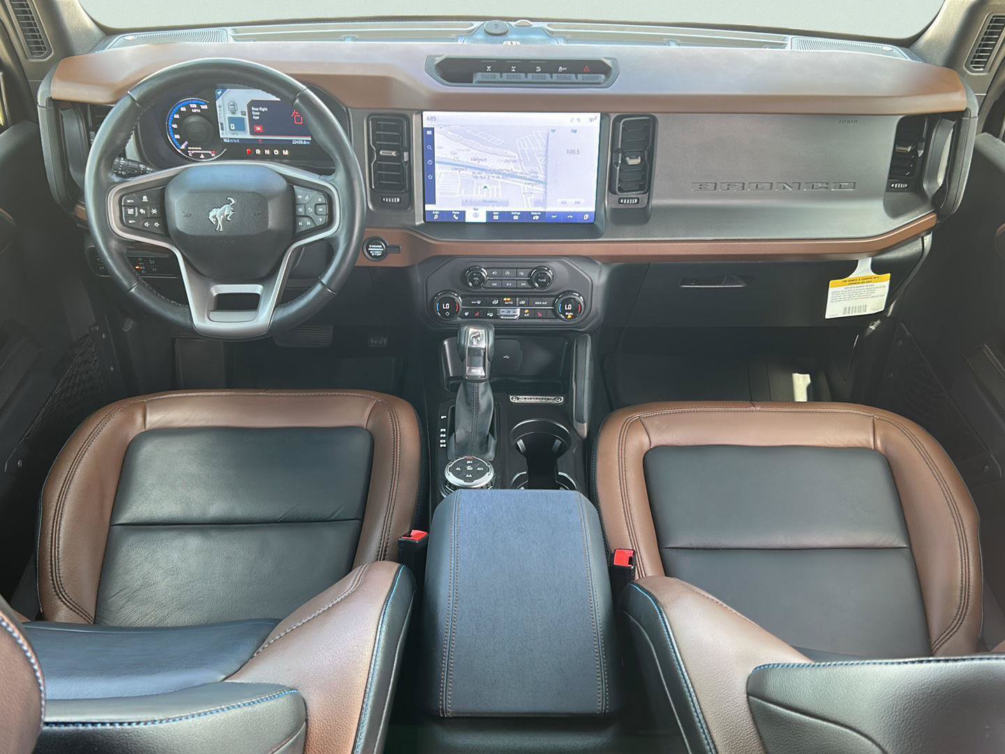 Certified 2024 Ford Bronco Outer Banks w/ Sasquatch Package AWD/4WD image 19