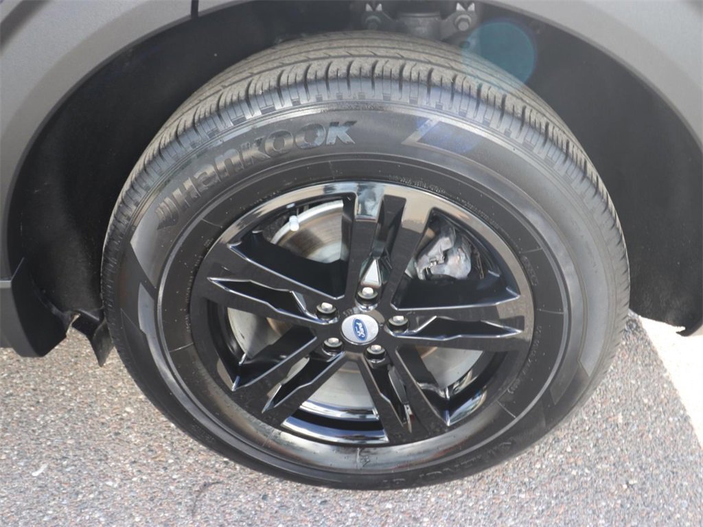 Certified 2022 Ford Explorer XLT image 23