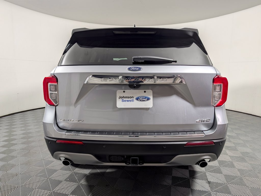 Certified 2021 Ford Explorer Limited w/ Equipment Group 301A AWD/4WD image 6