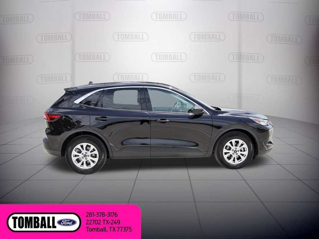Certified 2023 Ford Escape Active FWD image 9