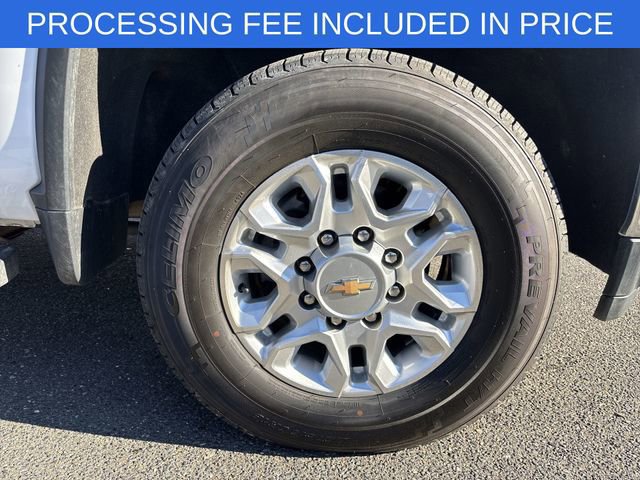 Used 2023 Chevrolet Silverado 2500 LT image 2