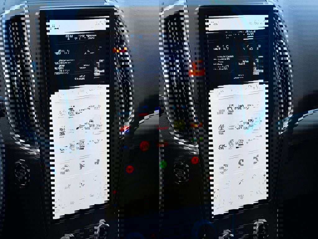 Certified 2022 Ford Edge ST image 15