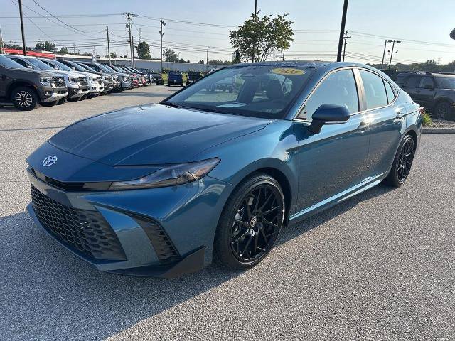 Used 2026 Toyota Camry SE w/ Convenience Package FWD image 8