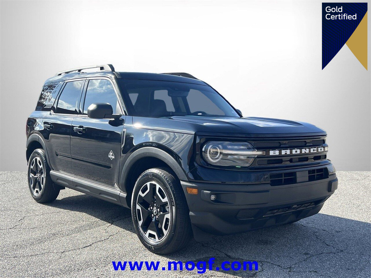 Certified 2024 Ford Bronco Sport Outer Banks w/ Tech Package image 1
