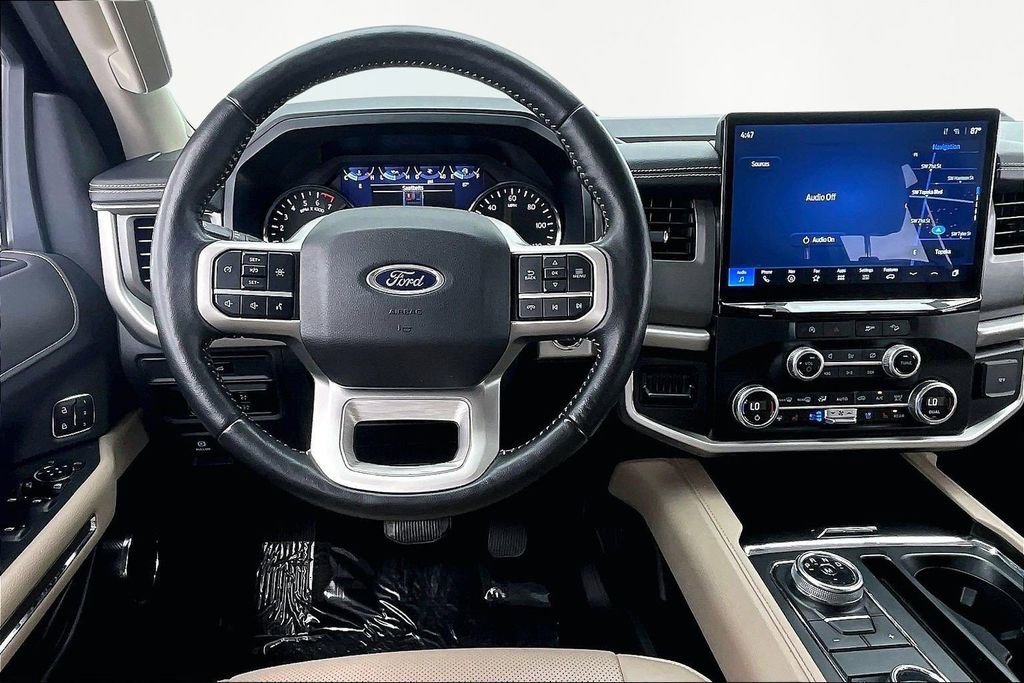 Certified 2024 Ford Expedition Max XLT image 5