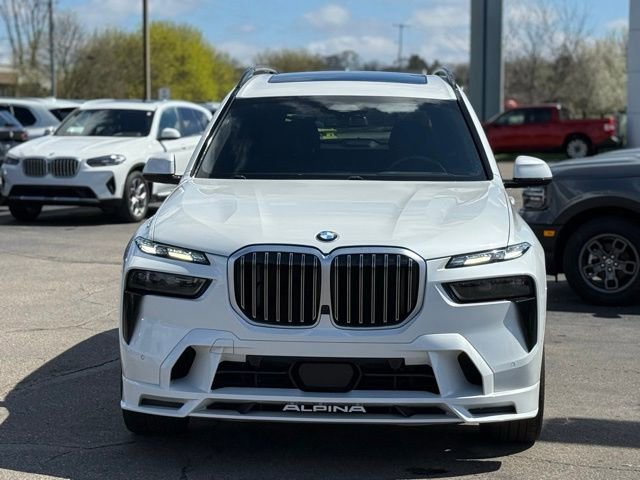 Used 2024 BMW ALPINA XB7 image 14