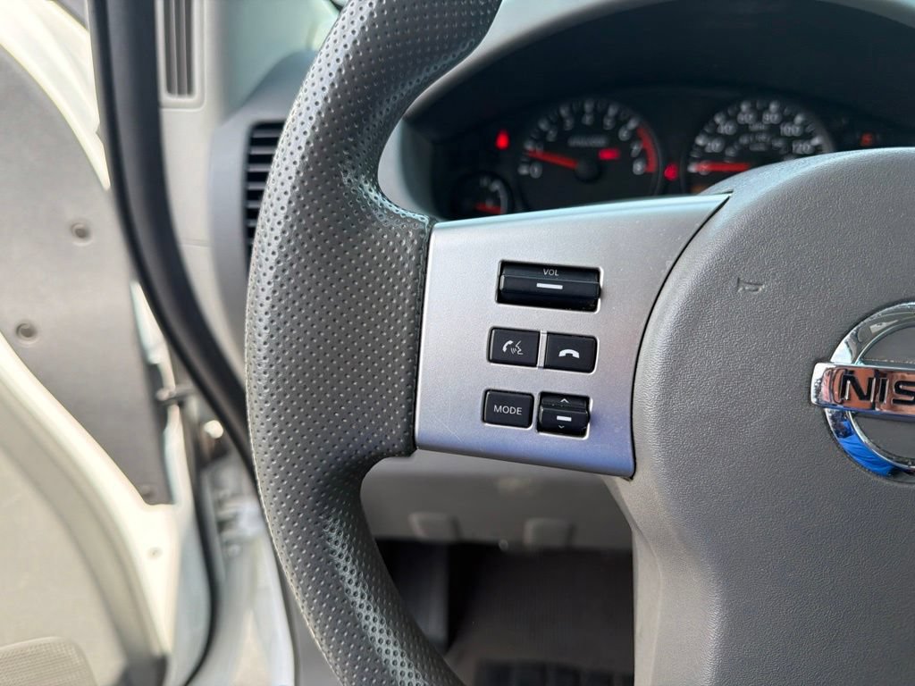 Used 2018 Nissan Frontier S RWD image 19