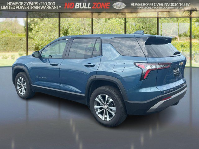 Used 2025 Chevrolet Equinox LT AWD/4WD image 3