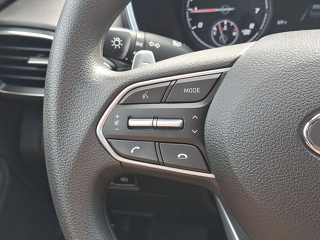 Used 2023 Hyundai Santa Fe SE AWD/4WD image 17