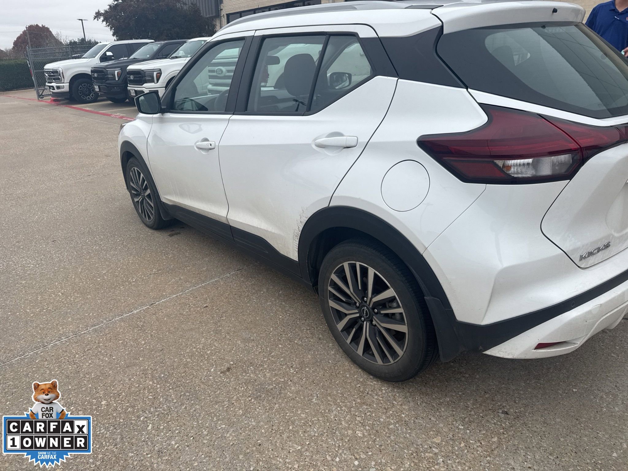 Used 2022 Nissan Kicks SV image 12