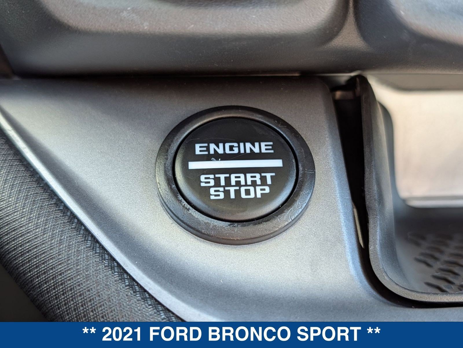 Certified 2021 Ford Bronco Sport Outer Banks w/ Outer Banks Package (96D) image 32