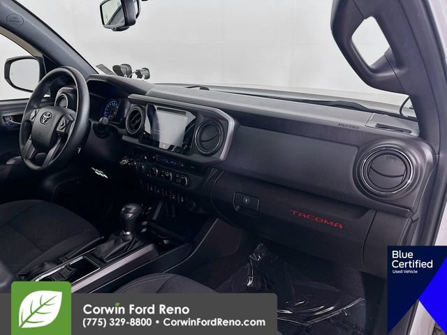 Used 2017 Toyota Tacoma TRD Off-Road AWD/4WD image 33