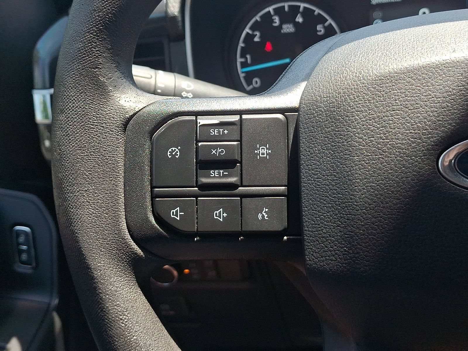 Certified 2022 Ford F150 XL w/ STX Appearance Package AWD/4WD image 22