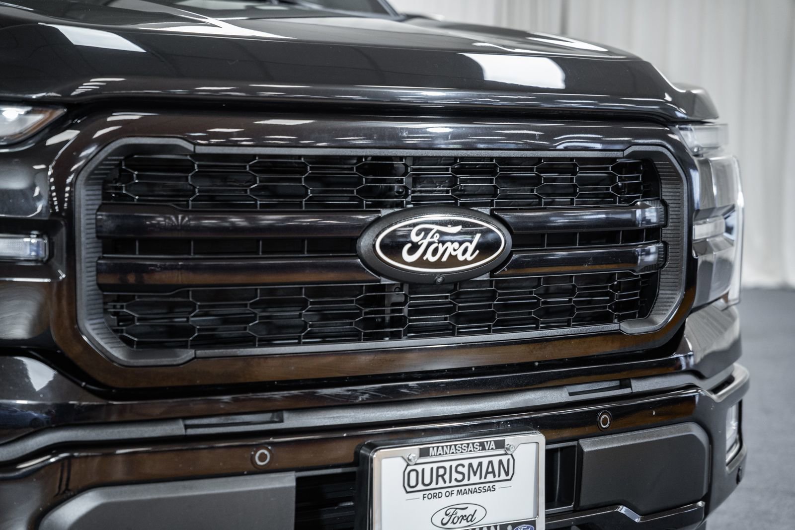 Certified 2024 Ford F150 Lariat w/ Equipment Group 502A High AWD/4WD image 10