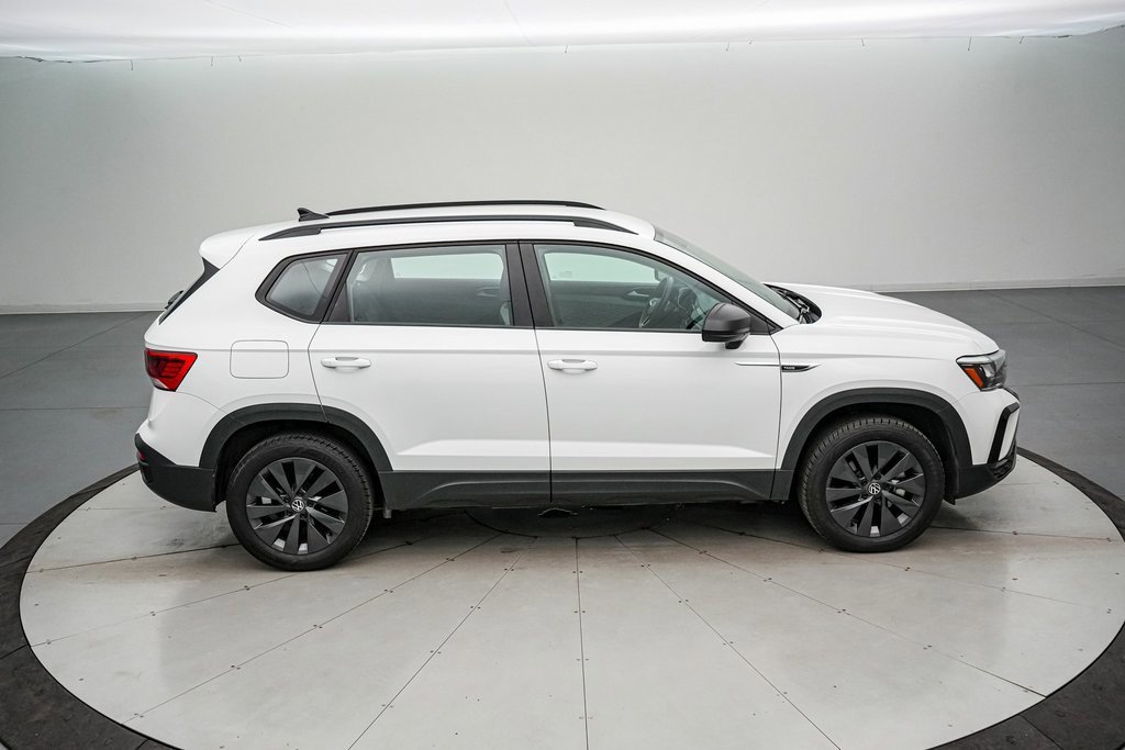 Used 2024 Volkswagen Taos S image 6