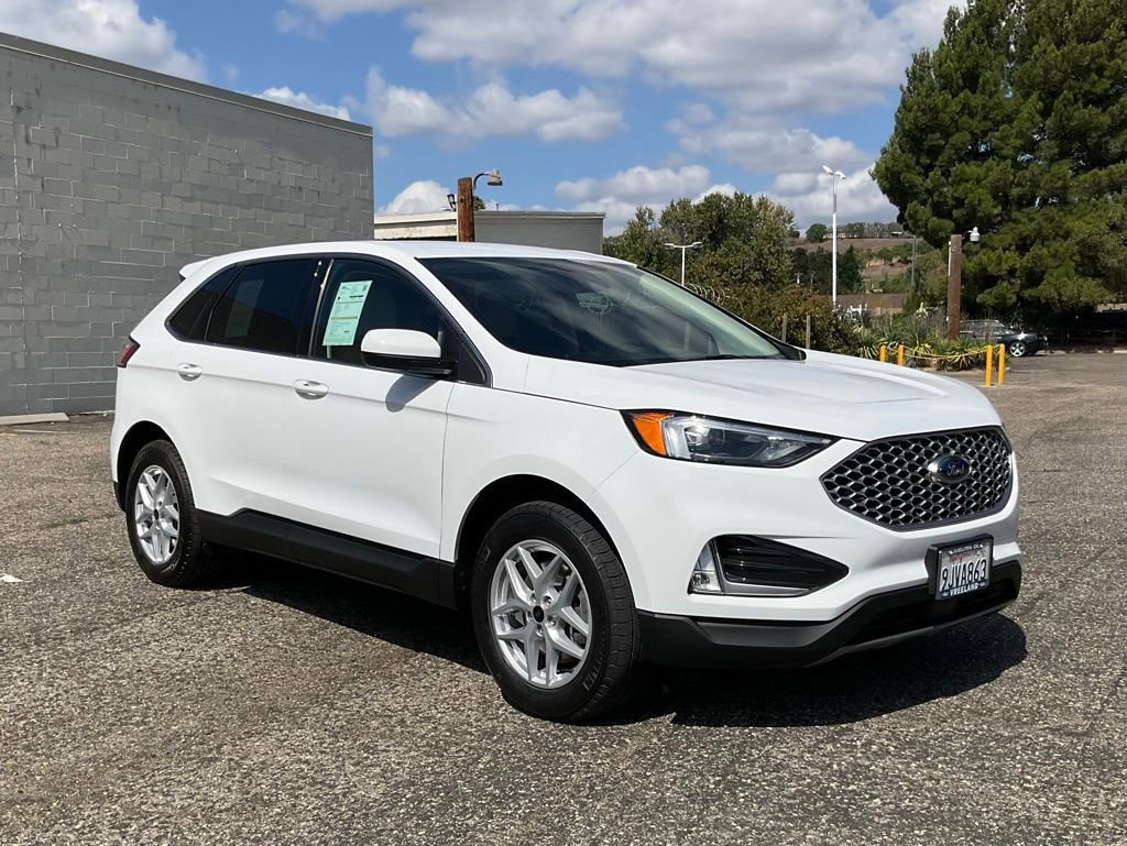 Certified 2024 Ford Edge SEL w/ Convenience Package image 17