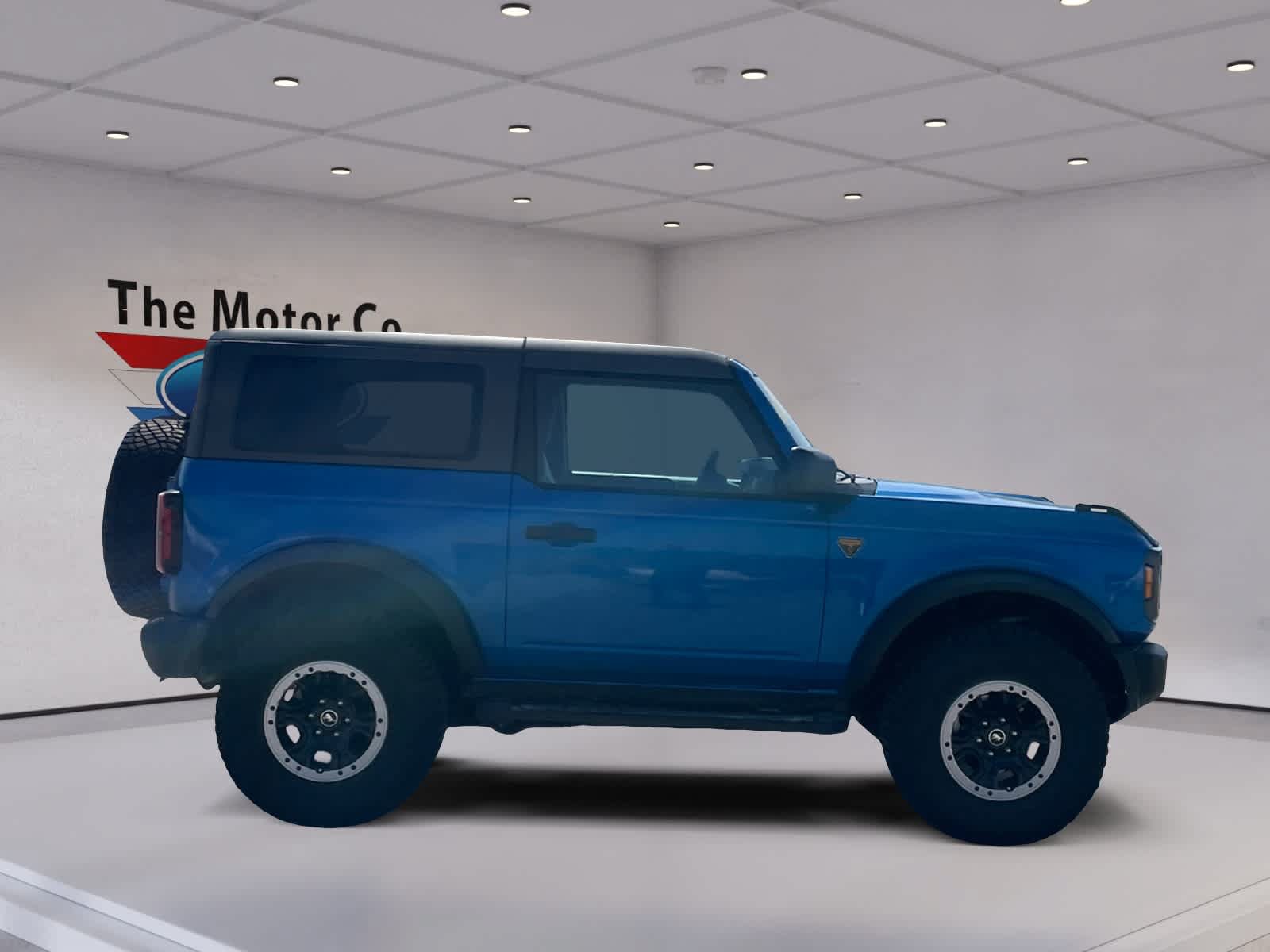 Certified 2023 Ford Bronco Badlands w/ Sasquatch Package AWD/4WD image 4
