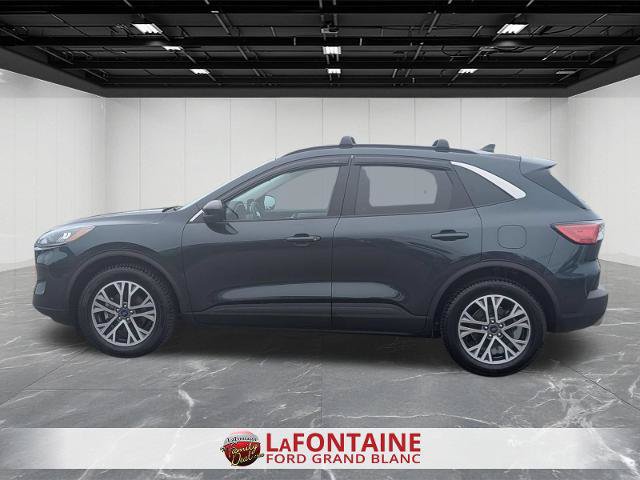 Certified 2022 Ford Escape SEL w/ Technology Package AWD/4WD image 2