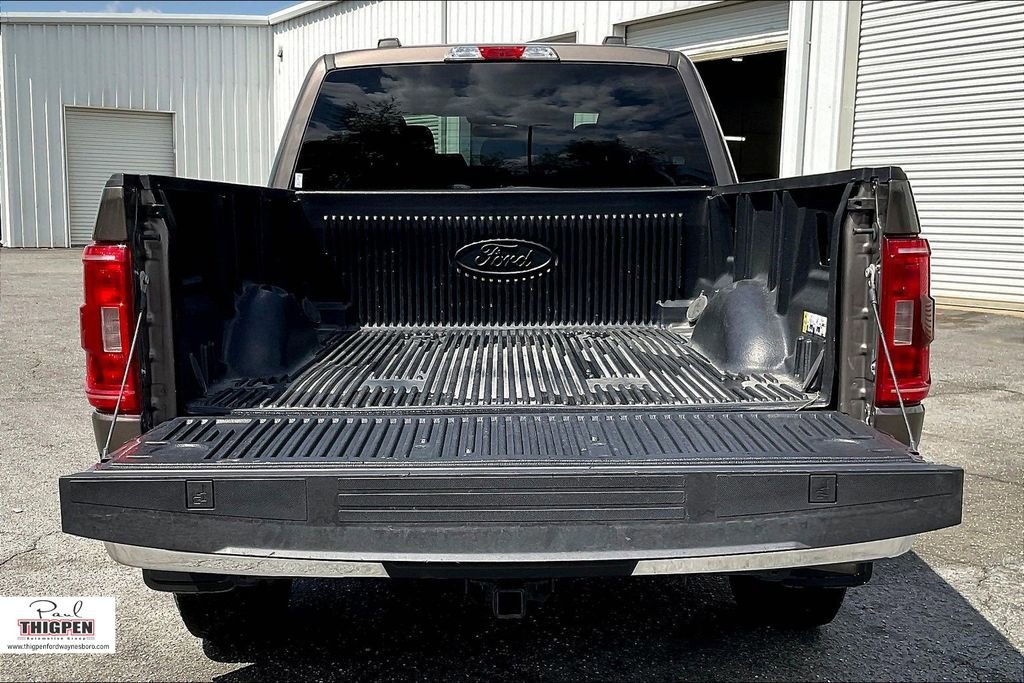 Certified 2022 Ford F150 XLT w/ Trailer Tow Package AWD/4WD image 17