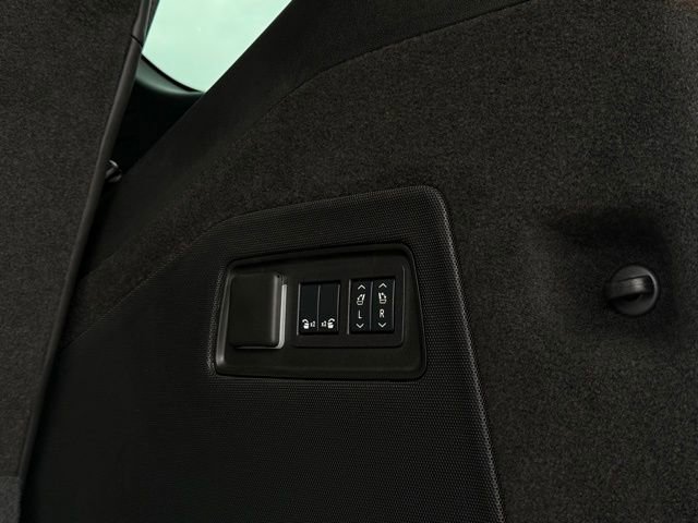 Used 2026 Cadillac Escalade Platinum Sport image 52