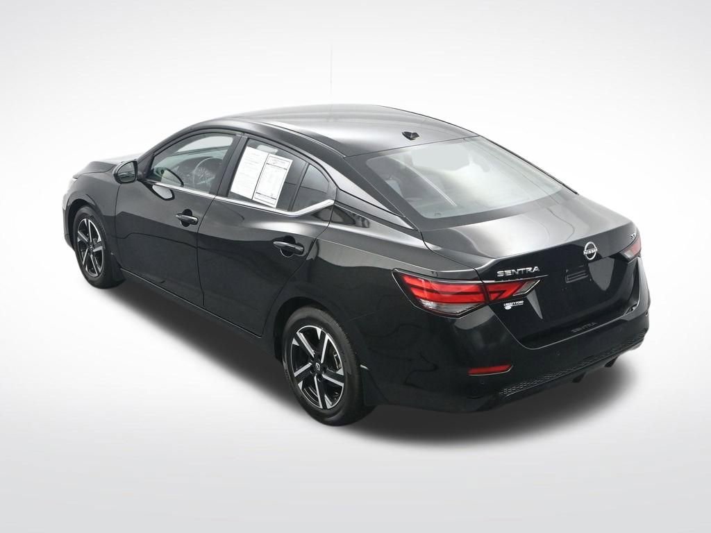 Used 2024 Nissan Sentra SV FWD image 29
