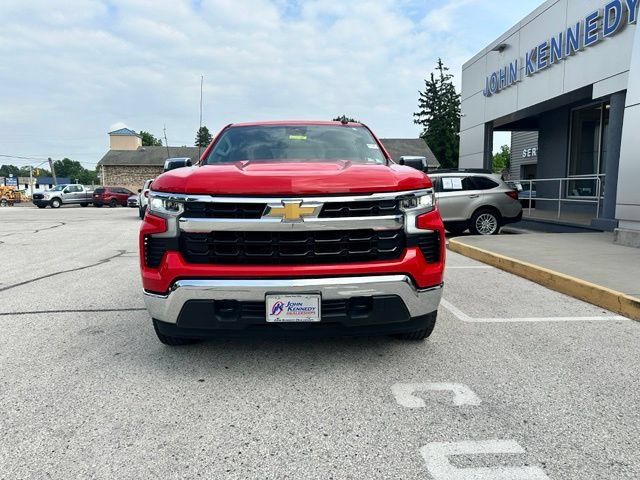 Used 2023 Chevrolet Silverado 1500 LT AWD/4WD image 4