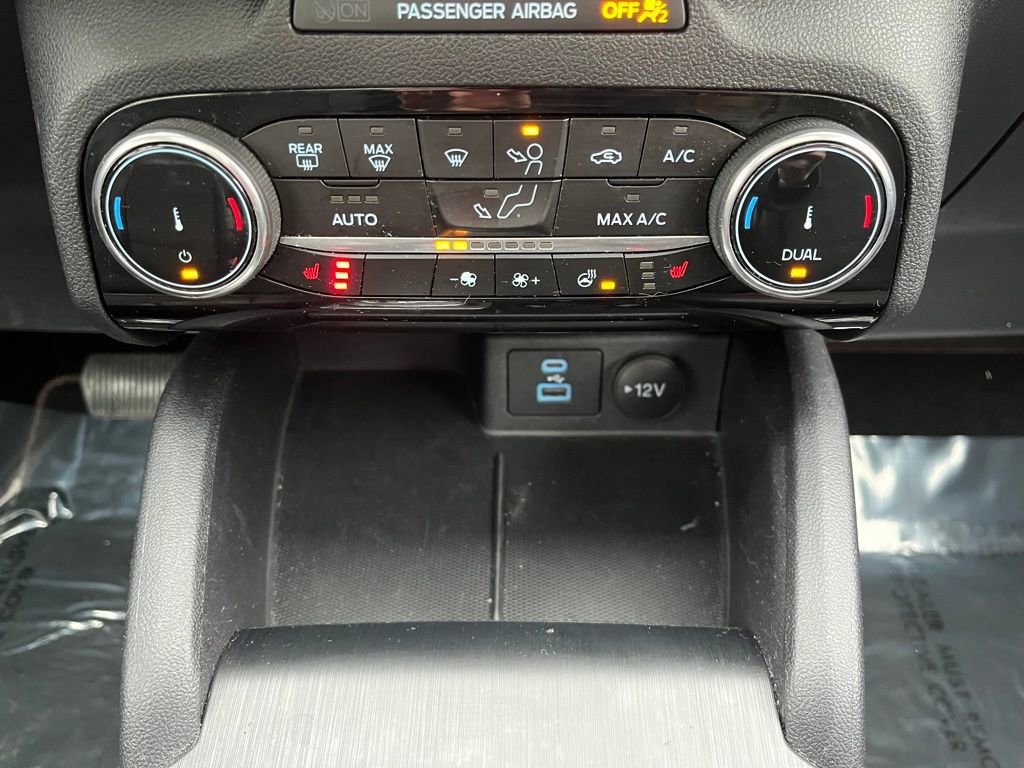 Certified 2022 Ford Escape SEL w/ SEL Stealth AWD Package image 14