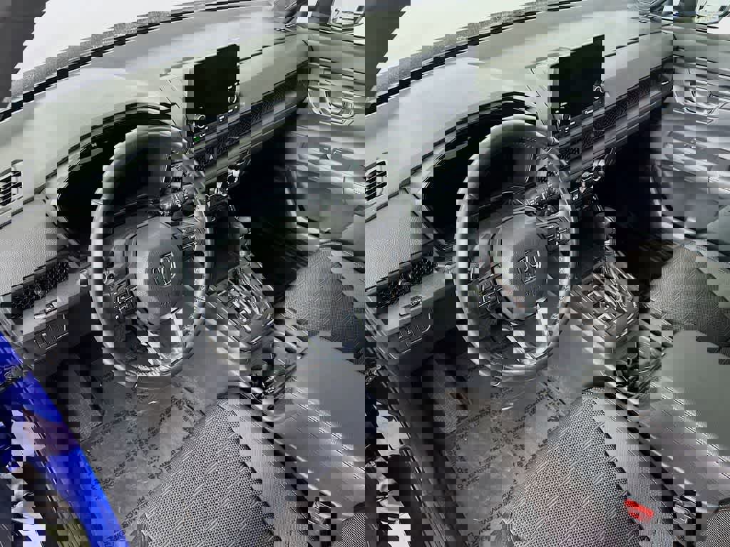 Used 2023 Honda CR-V Sport image 9