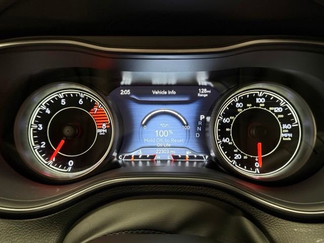Used 2022 Jeep Cherokee Latitude Lux w/ Sun & Sound Group AWD/4WD image 23