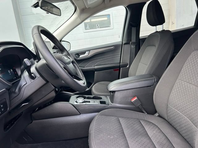 Certified 2023 Ford Escape Active AWD/4WD image 8