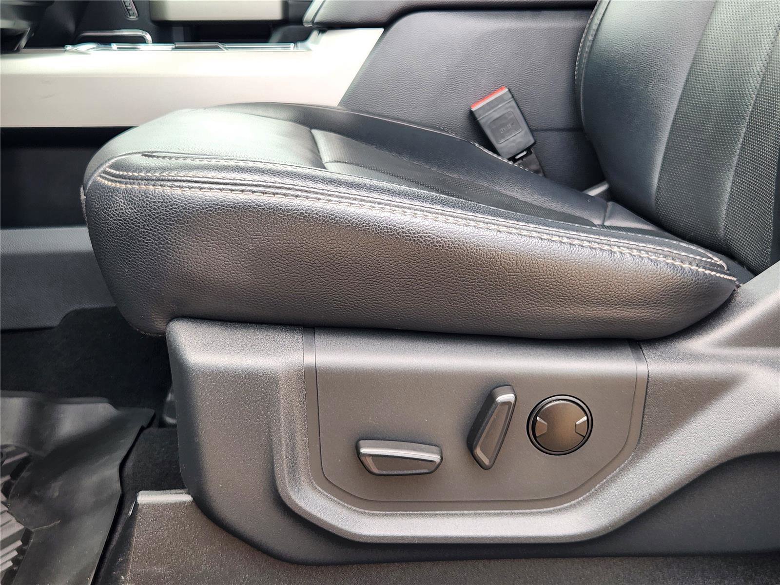 Certified 2022 Ford F450 Lariat w/ Lariat Ultimate Package image 19