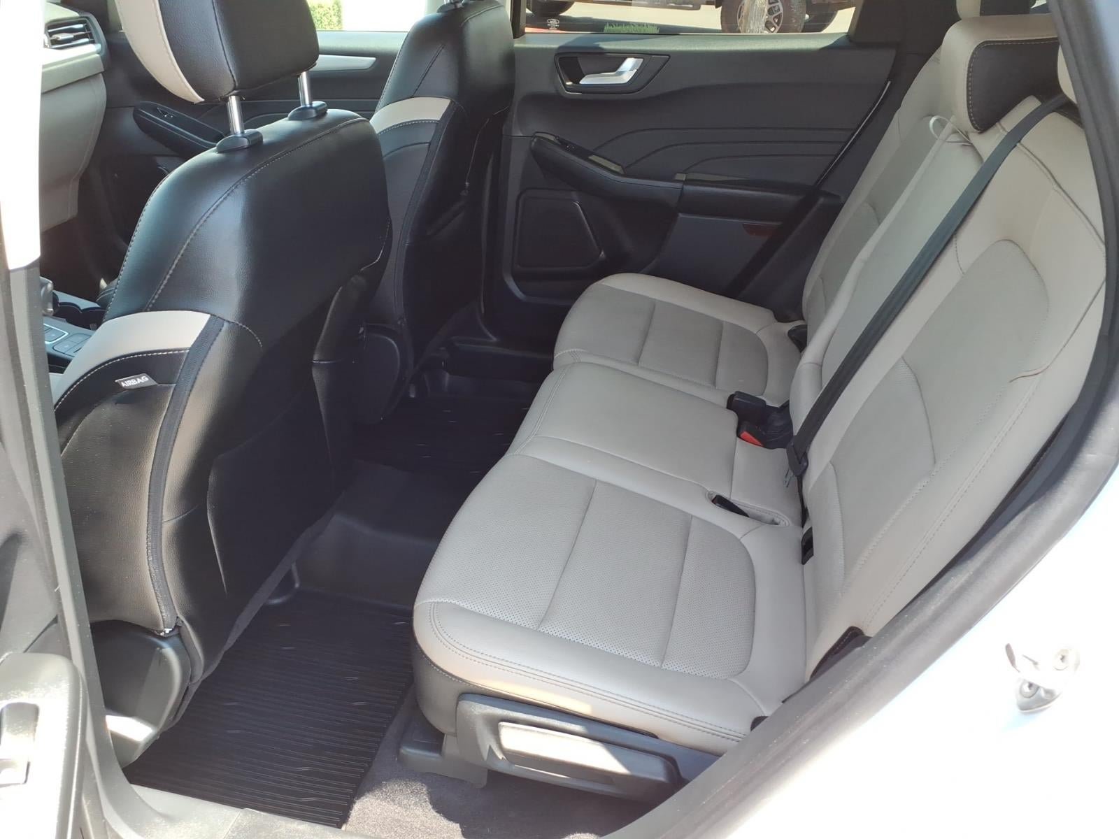Certified 2022 Ford Escape SEL FWD image 17