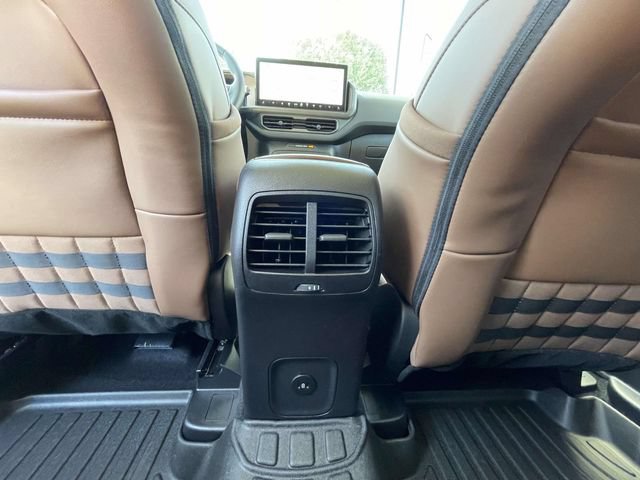Certified 2025 Ford Bronco Sport Outer Banks w/ Outer Banks Tech Package+ AWD/4WD image 16