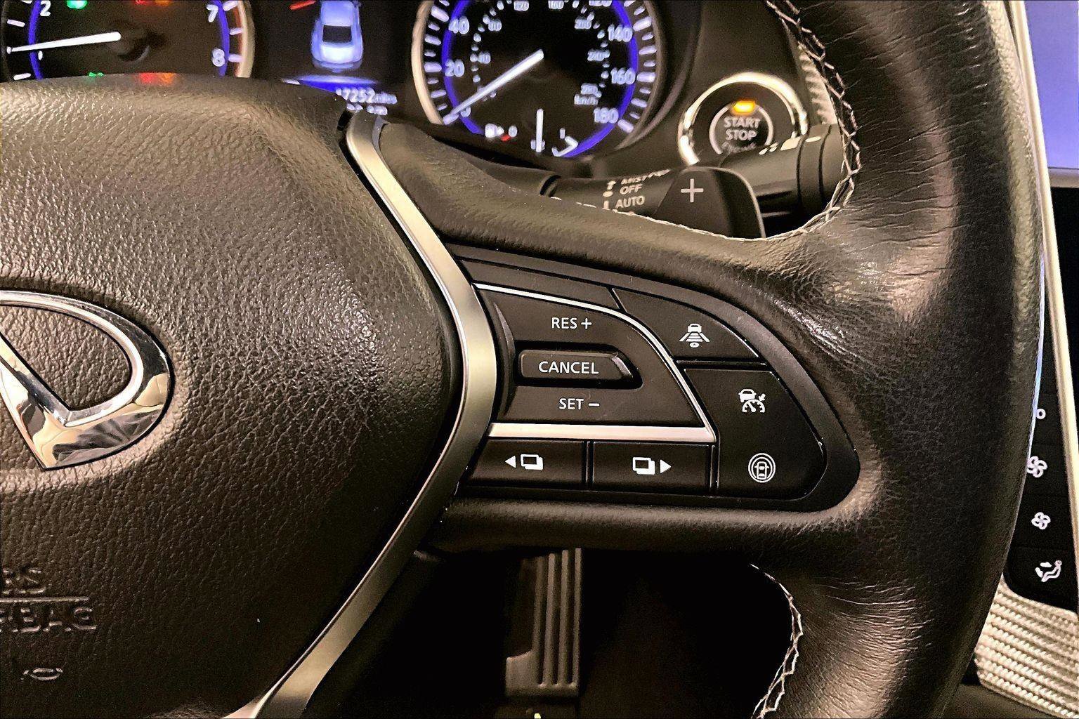 Used 2018 INFINITI Q60 Red Sport 400 w/ Pro Active Package image 18