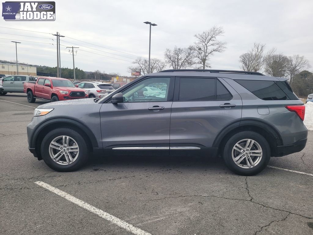 Certified 2022 Ford Explorer XLT image 6