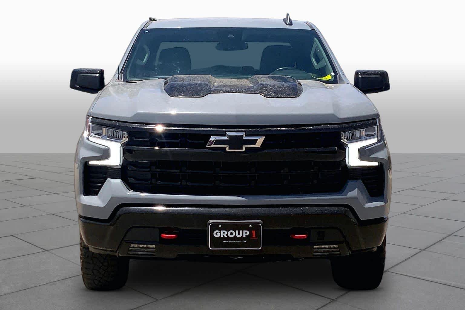 Used 2024 Chevrolet Silverado 1500 LT Trail Boss w/ Protection Package AWD/4WD image 4